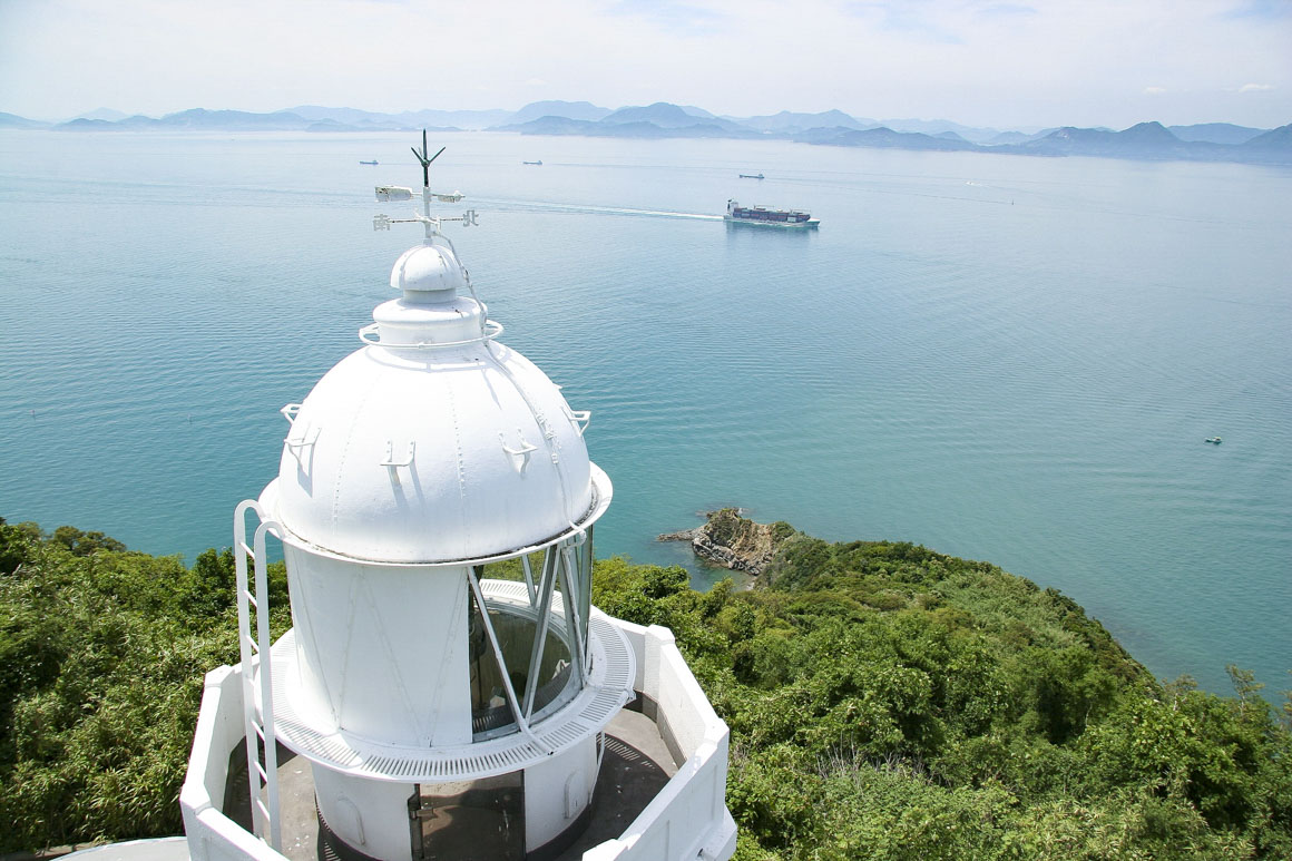 高井神島灯台